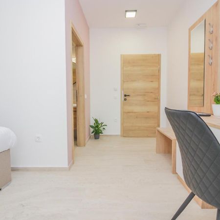 Rooms Zemunik Donji Zemunik Bagian luar foto