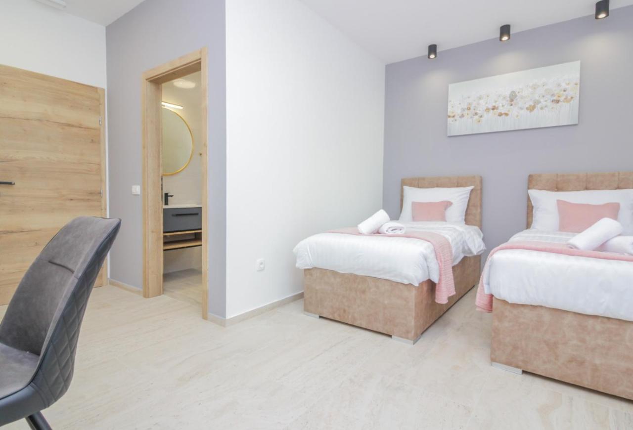 Rooms Zemunik Donji Zemunik Bagian luar foto